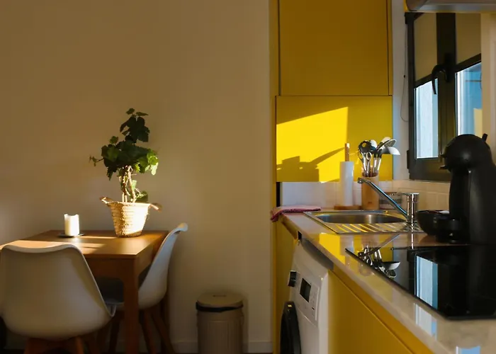 Dom wakacyjny 9min Metro To Downtown - Couples&kids - Free Parking Porto