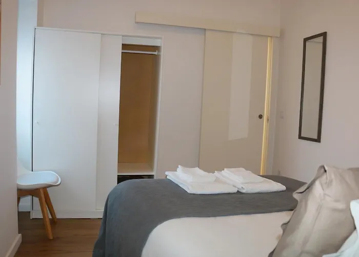 Dom wakacyjny 9min Metro To Downtown - Couples&kids - Free Parking