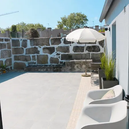 9min Metro To Downtown - Couples&kids - Free Parking Oporto