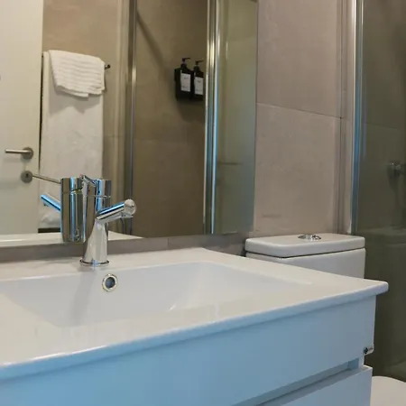 Hébergement de vacances 9min Metro To Downtown - Couples&kids - Free Parking Oporto
